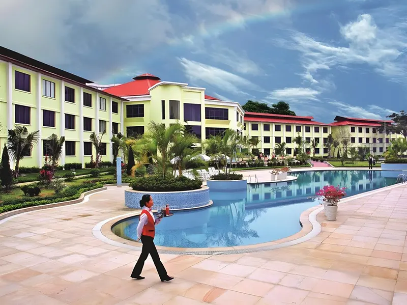 Casino Đồ Sơn nằm ngay trung tâm bãi biển Đồ Sơn với tiện ích nội khu vượt trội